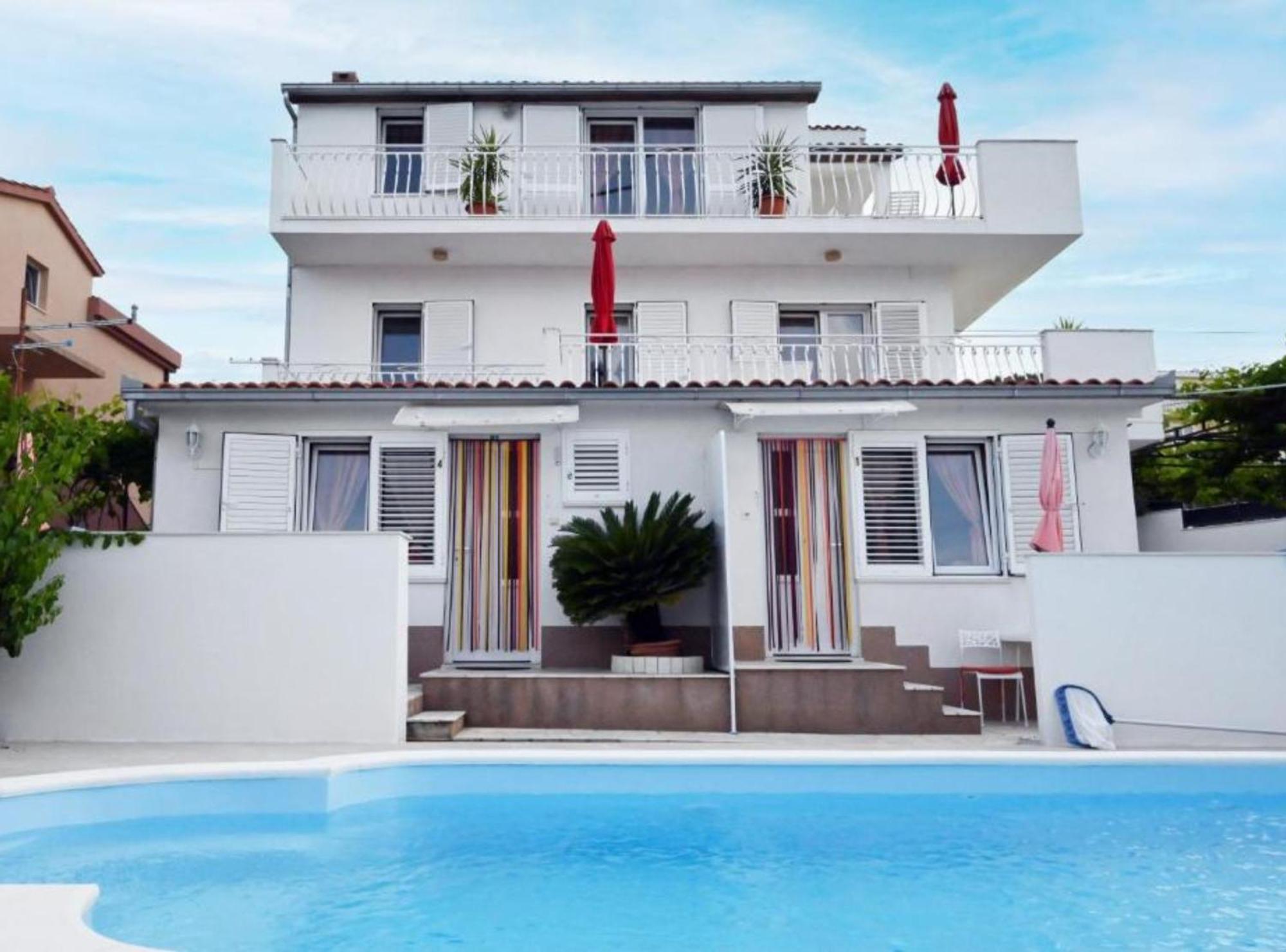 Apartments Mihovilovic - 50 M From Beach Slatine Exterior foto