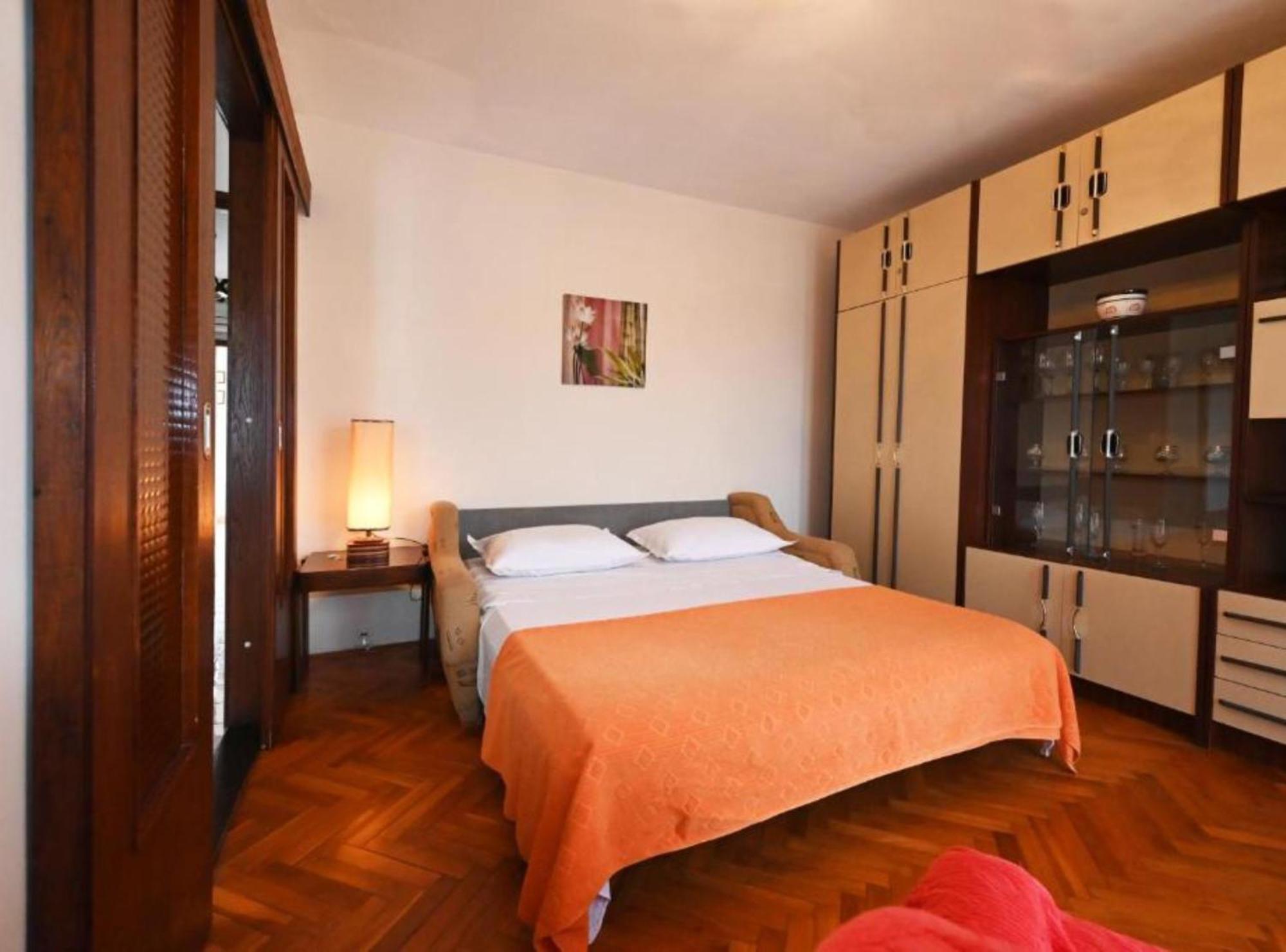 Apartments Mihovilovic - 50 M From Beach Slatine Quarto foto